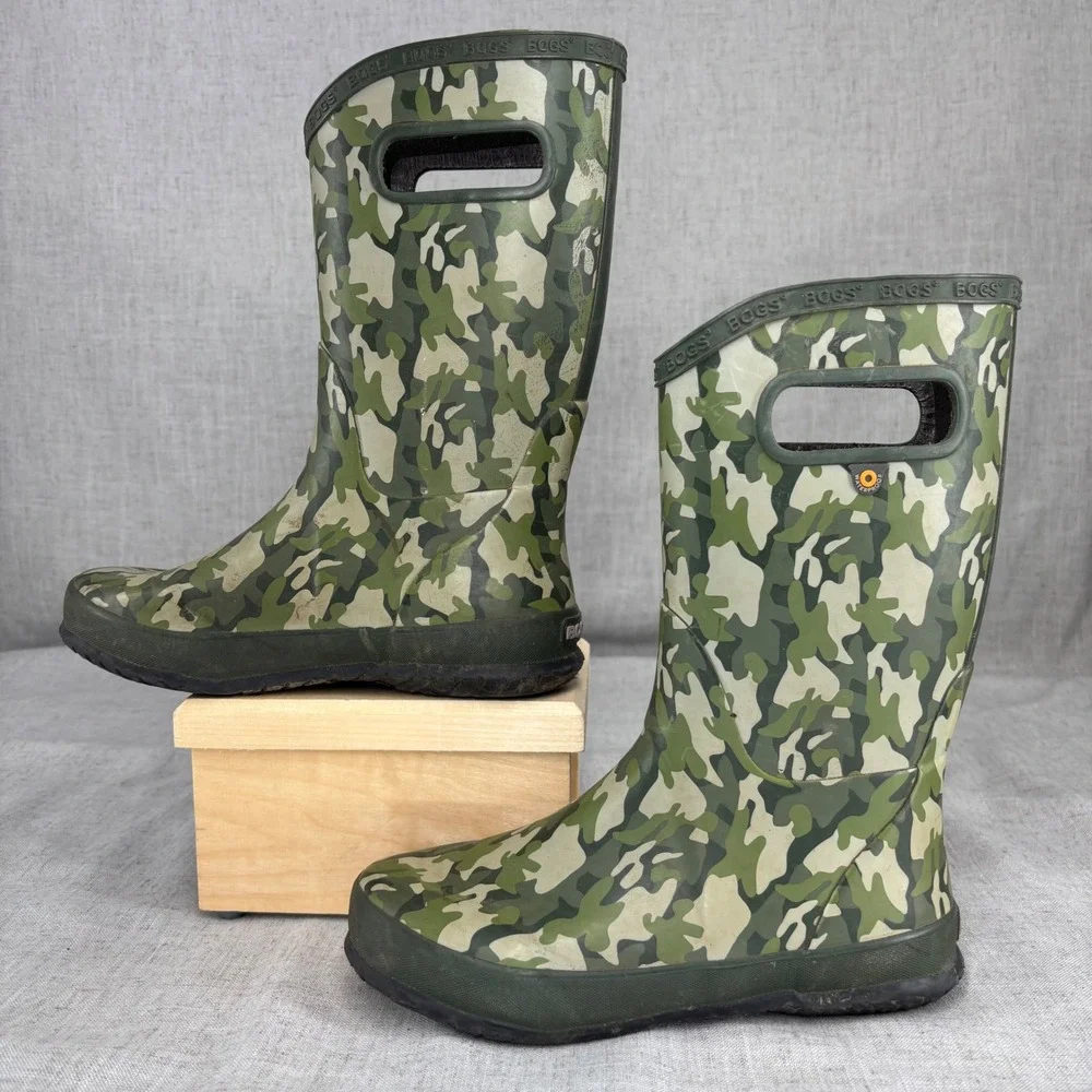 Bogs Kids Rain Boots Army Camo Green Rubber Waterproof Pull On Youth Size 4